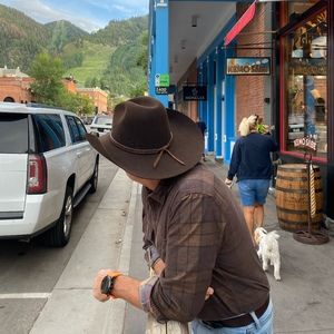 Meet your Posher, Michael